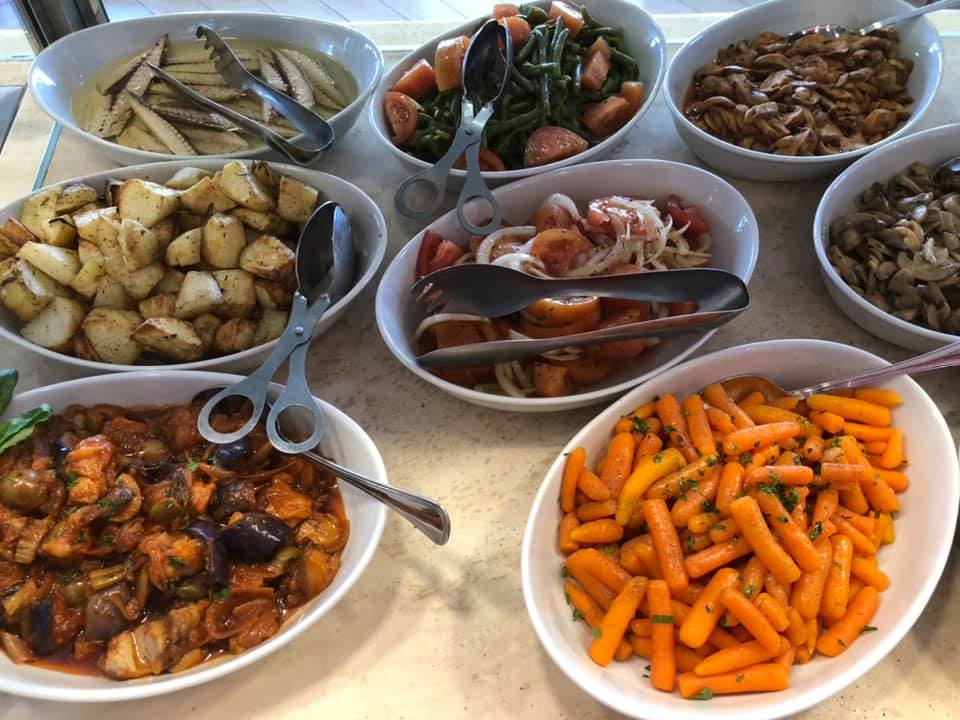 Dishes with accompaniments