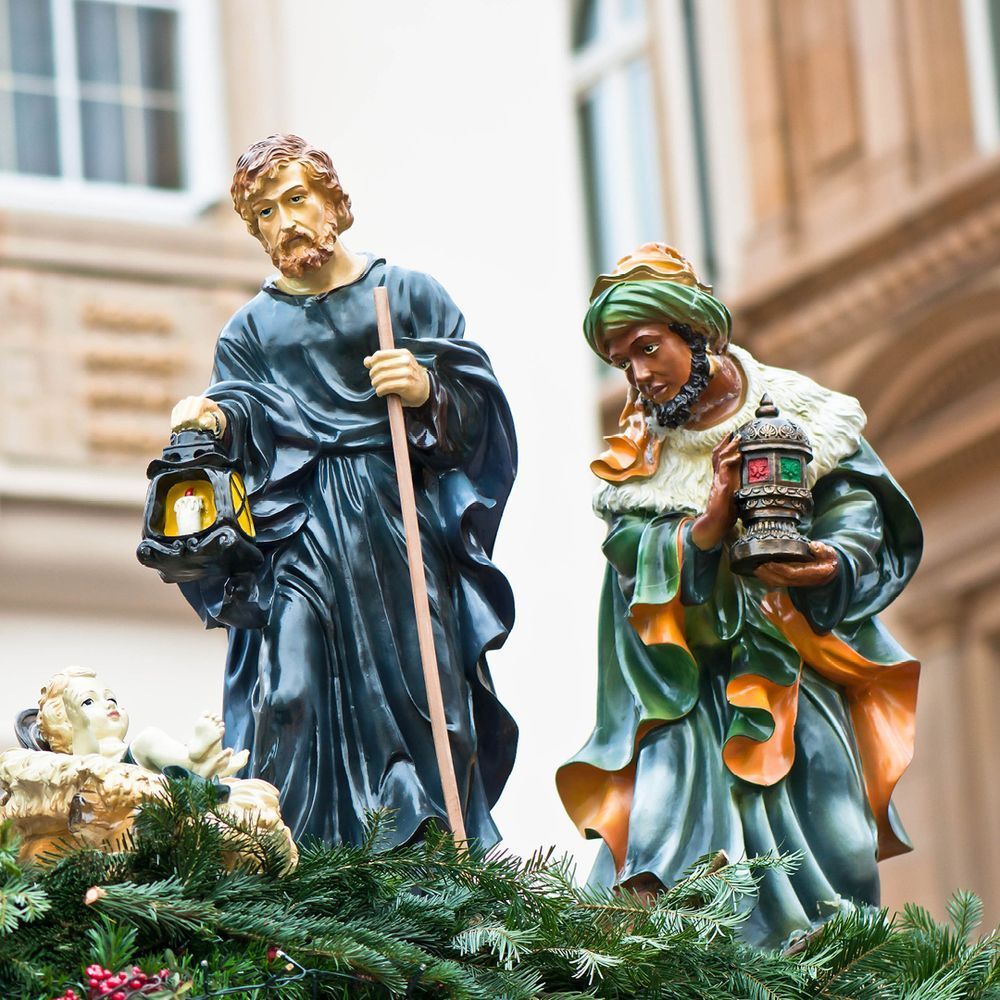Bamberg Nativity Scenes, Christmas Customs and Cradle Scenes 