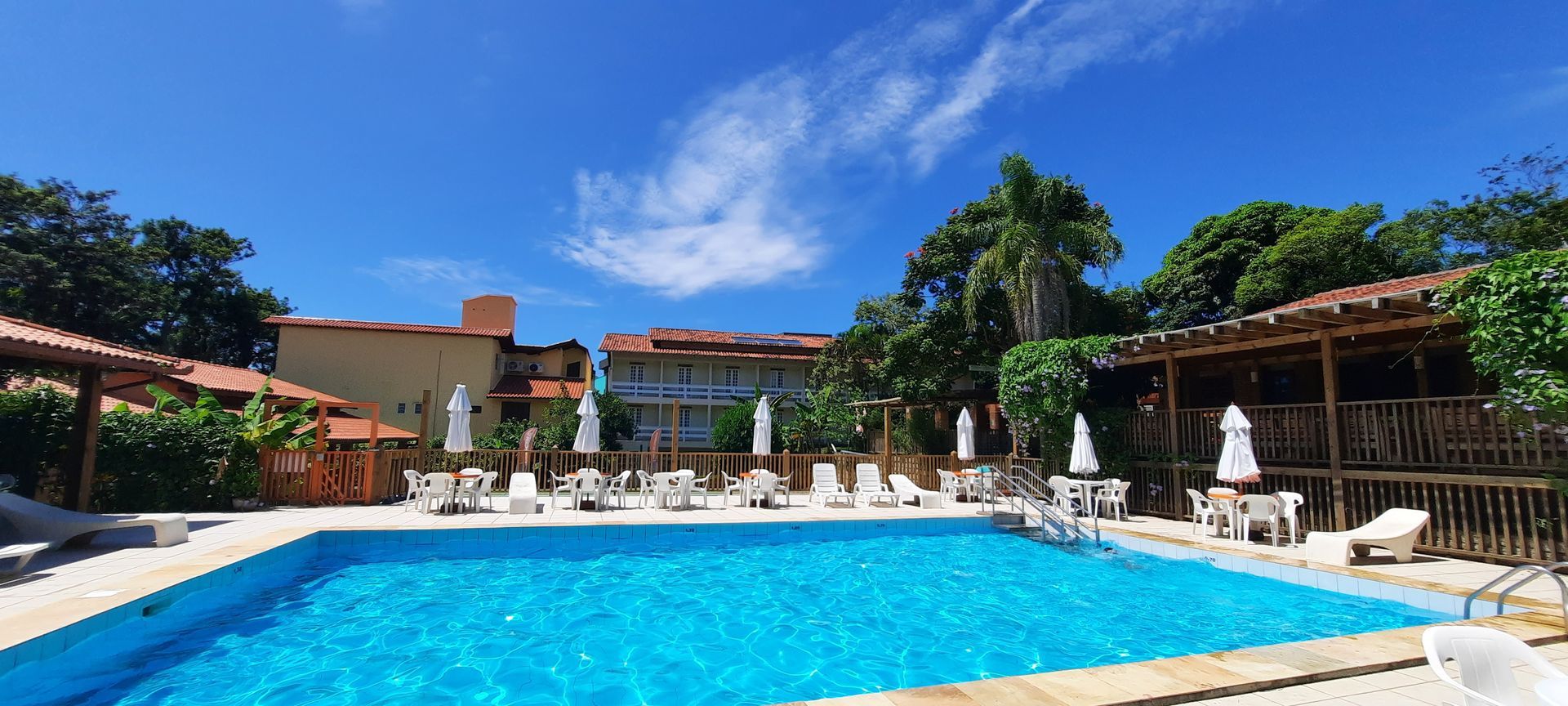piscina externa