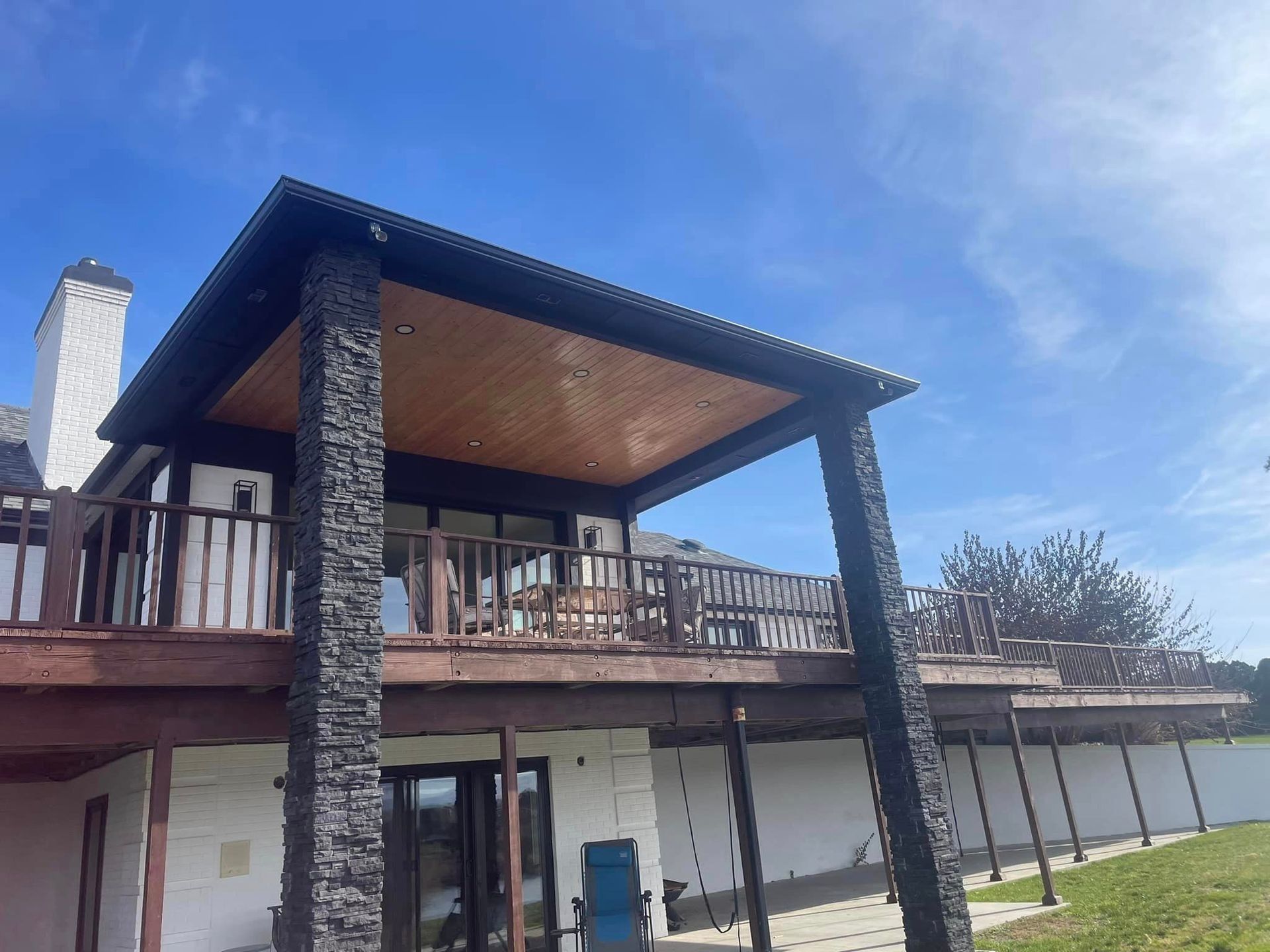 Elite Seamless Rain Gutter