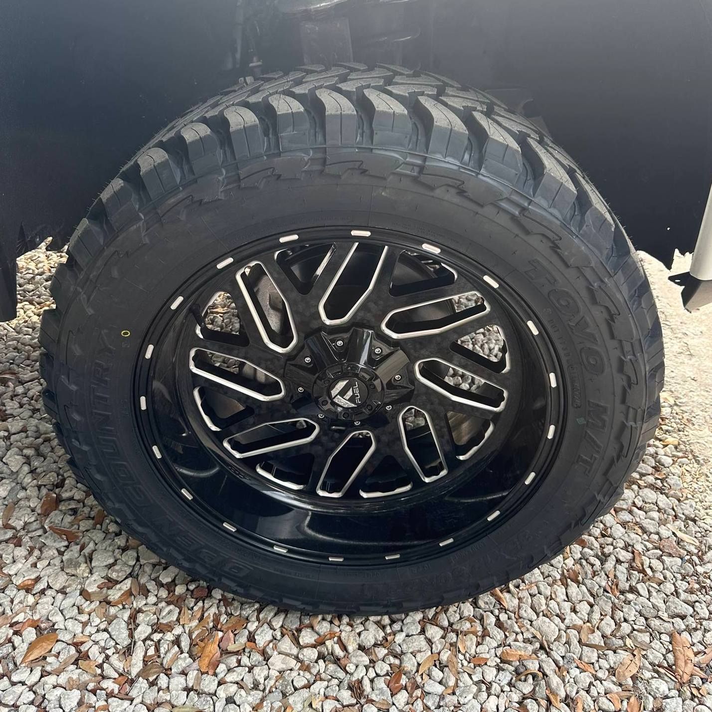 Wheels & Tires