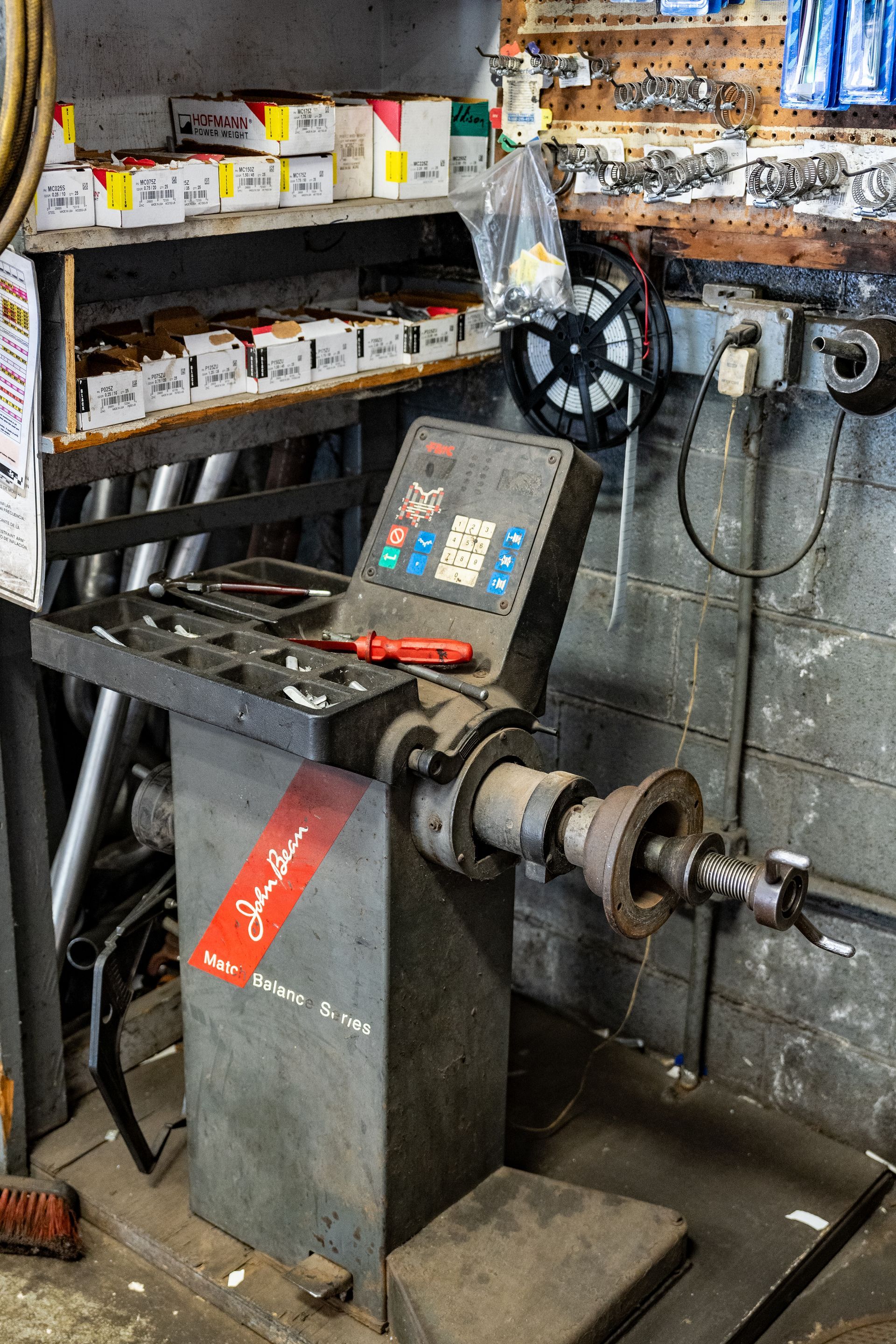 Westchester equipment at Hi-Tech Auto Specialists in IL