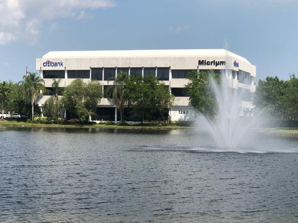 Building Exterior — Weston, FL — All Lines Insurance Inc. Building Exterior — Weston, FL — All Lines Insurance Inc.
