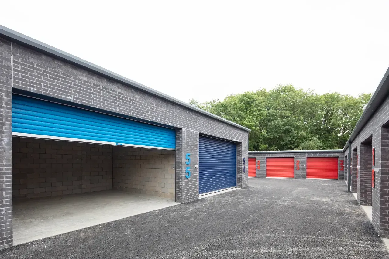 Lincoln self storage photo 33