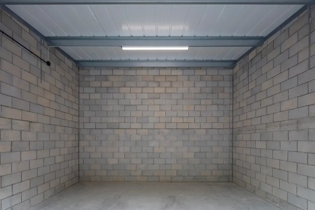 Lincoln self storage photo 18