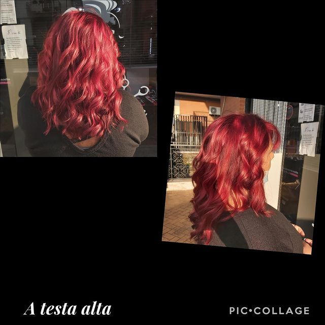 cliente del salone con capelli rossi ricci