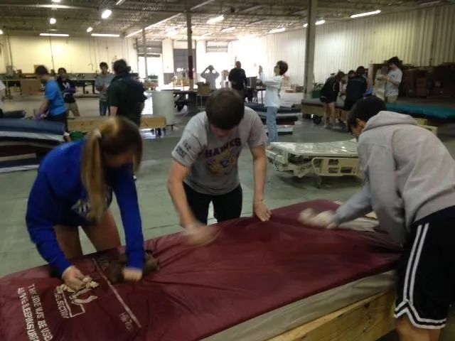 Student Volunteers 4