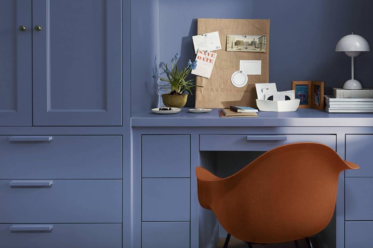 Benjamin Moore Color of the Year 2024 Blue Nova 825 near Fort Lauderdale, Florida (FL)
