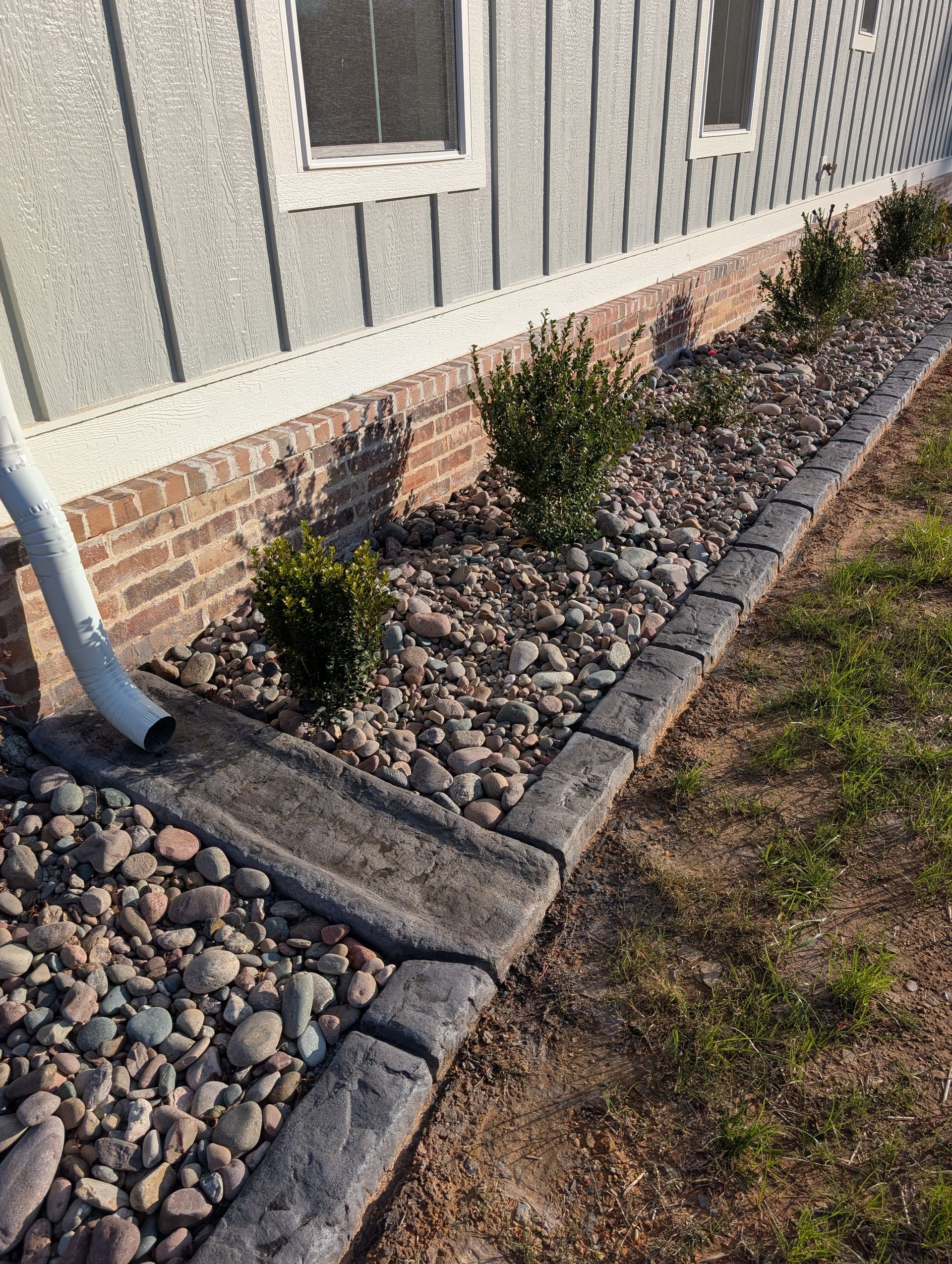 Custom Stamped Edging Gutter Splash Pad Landscaping Garden Bed Home Residential The Curb Guy Marcus MrCurber Arkansas