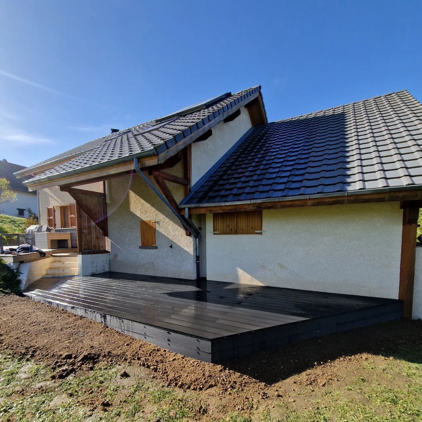 Pergola bioclimatique Menuiseries Grenoble