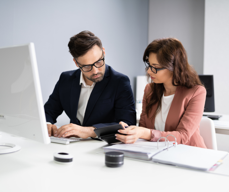 Accountants at accounting firm looking for marketing