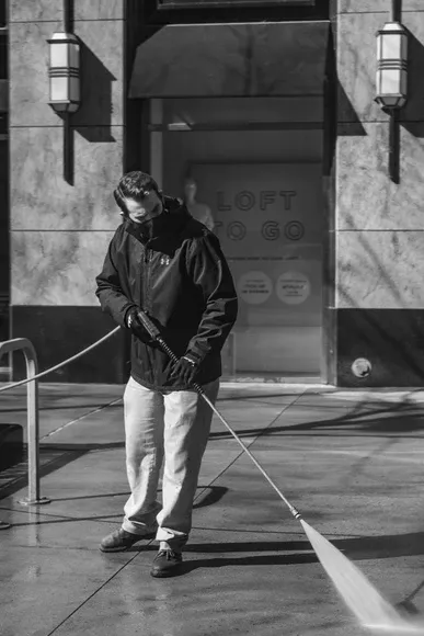 Pressure washing service provider