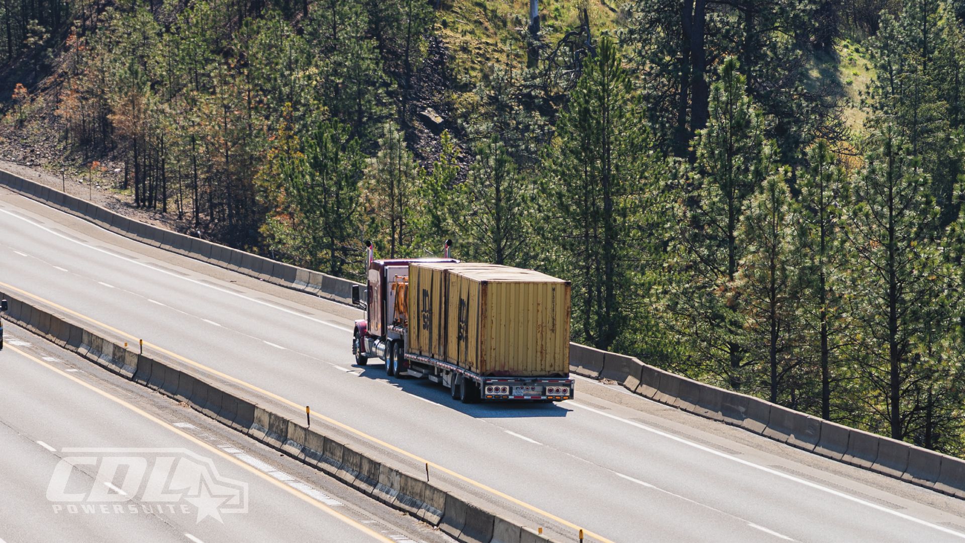 Truck with cargo container