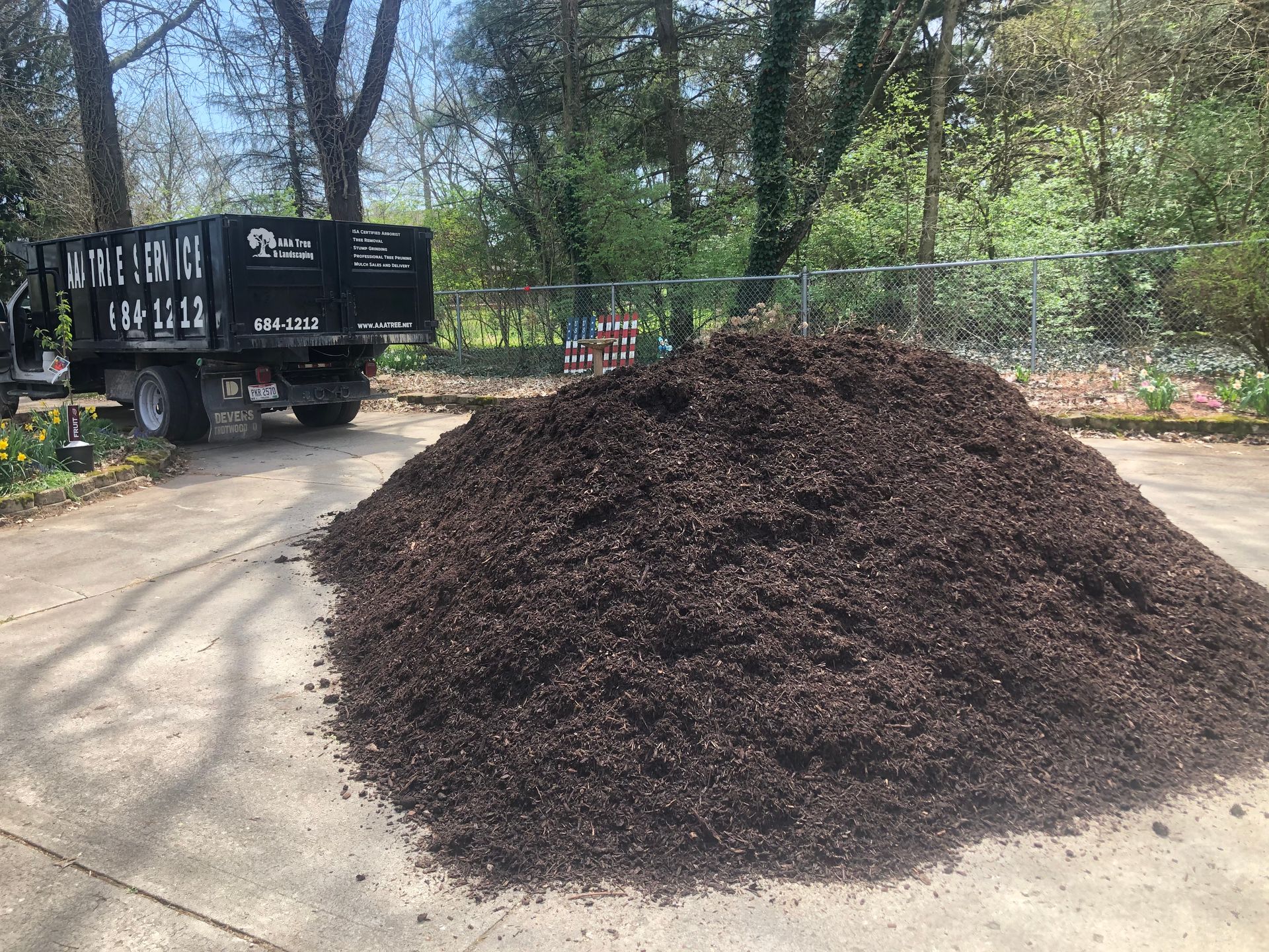 Mulch, Soil, and Stone Dayton, OH AAA Tree & Landscaping
