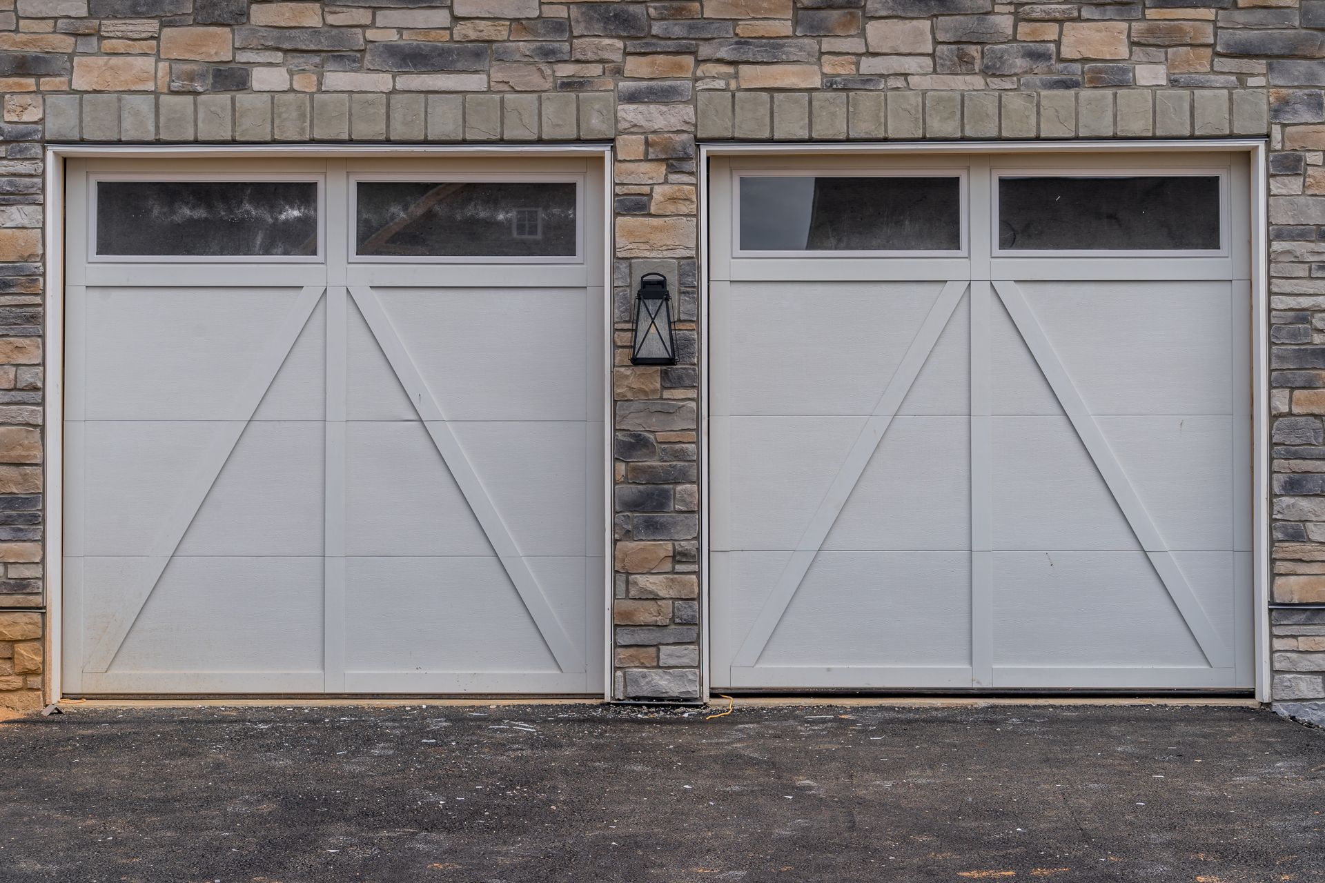 Single window overlay carriage house garage doors