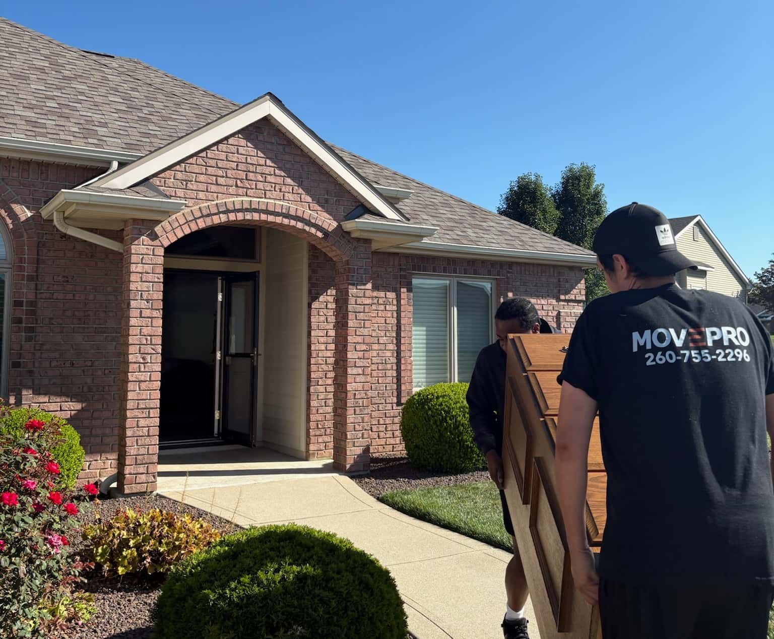 Fort Wayne neighborhood homes representing MovePro local movers