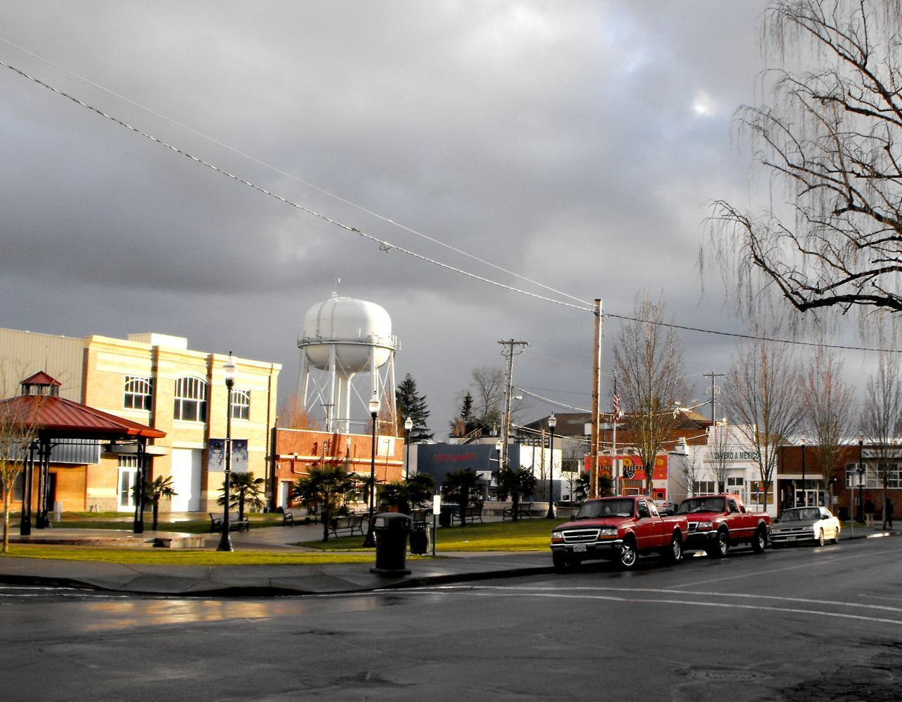 View of Woodburn – MovePro professional movers serving the Woodburn OR community and surrounding areas.