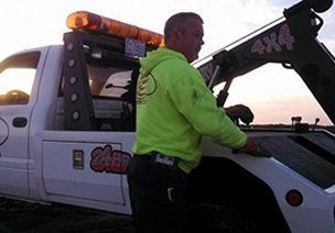 tow truck and men 2