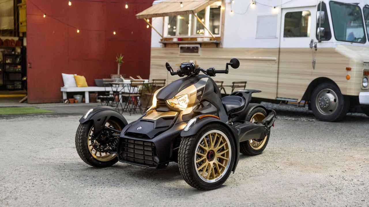 polaris slingshot vs can am ryker