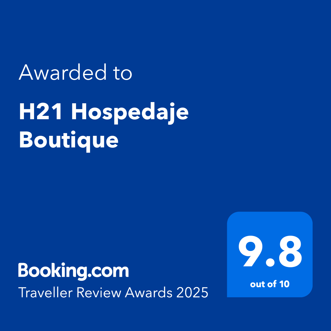Premio Booking.com Traveller Review para H21 Hospedaje Boutique: un cuadrado azul con una calificación de 9,8 sobre 10.