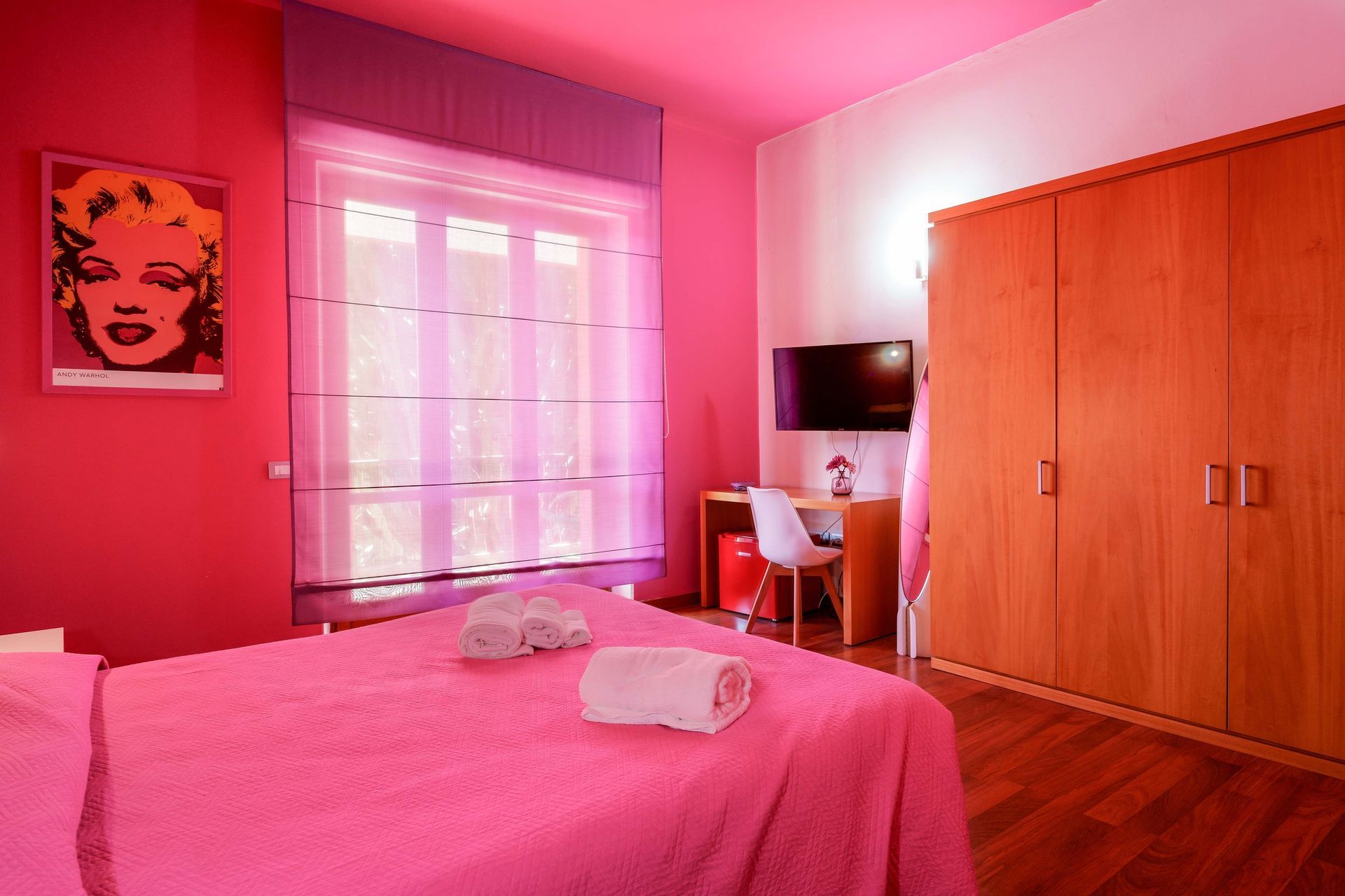 pink suite