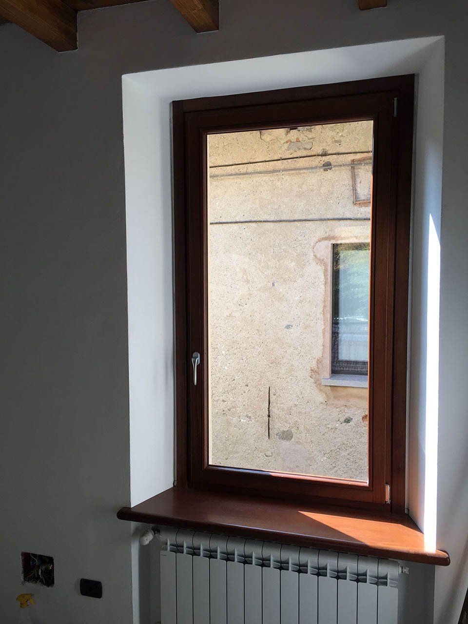 Finestra in legno