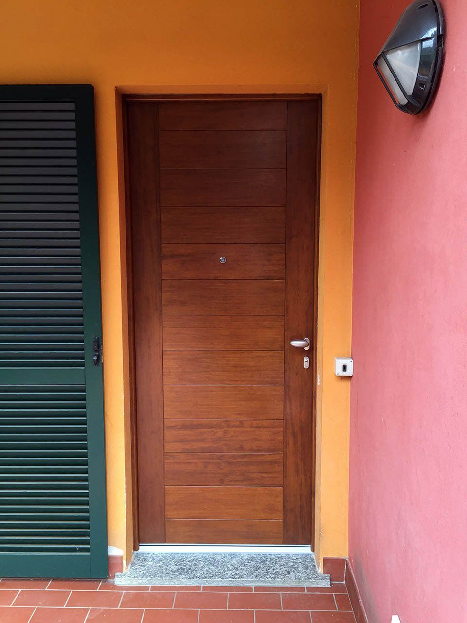 Portoncino moderno
