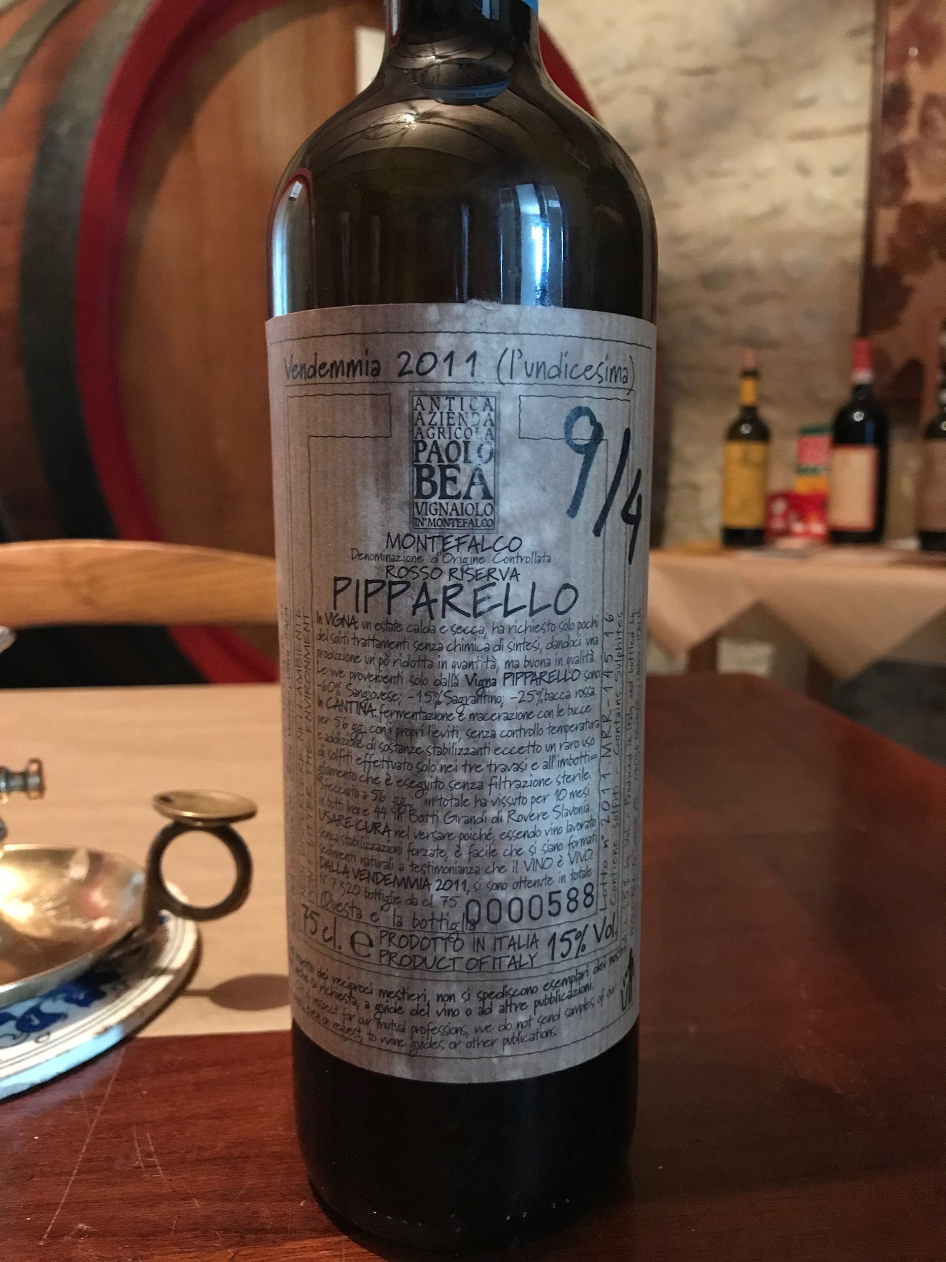 wine bottle Paulo Bea