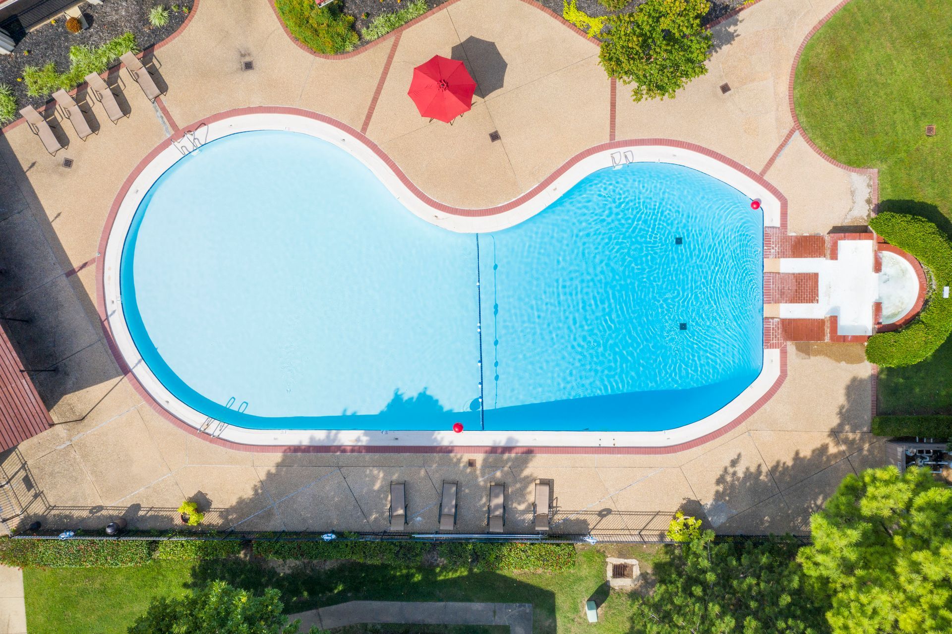 birds eye view pool