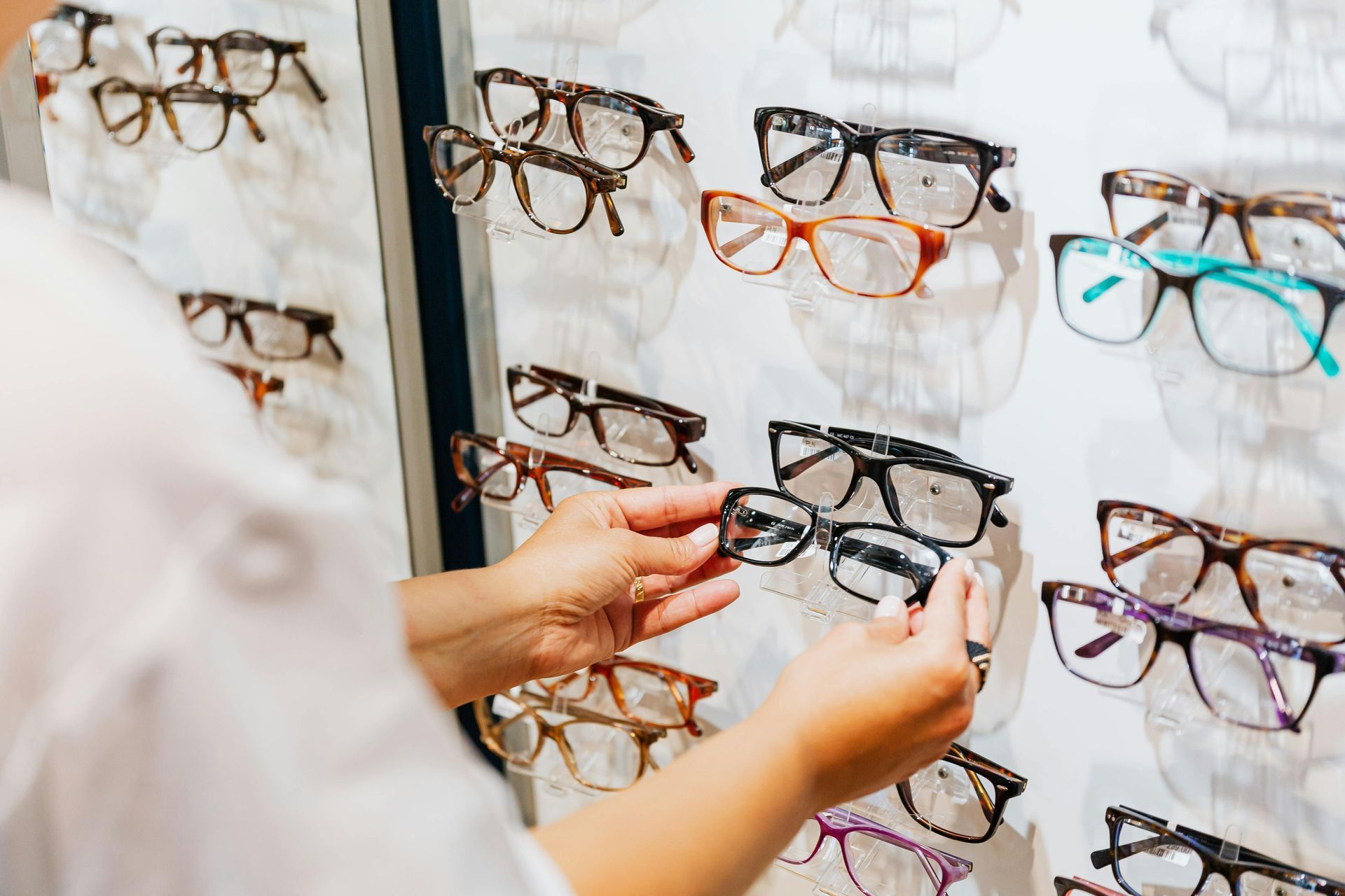 Enhancing your look with color and material in eyeglass frames.