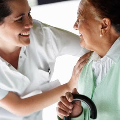ENFERMERAS NARVARTE - Atención especializada a personas de la tercera edad