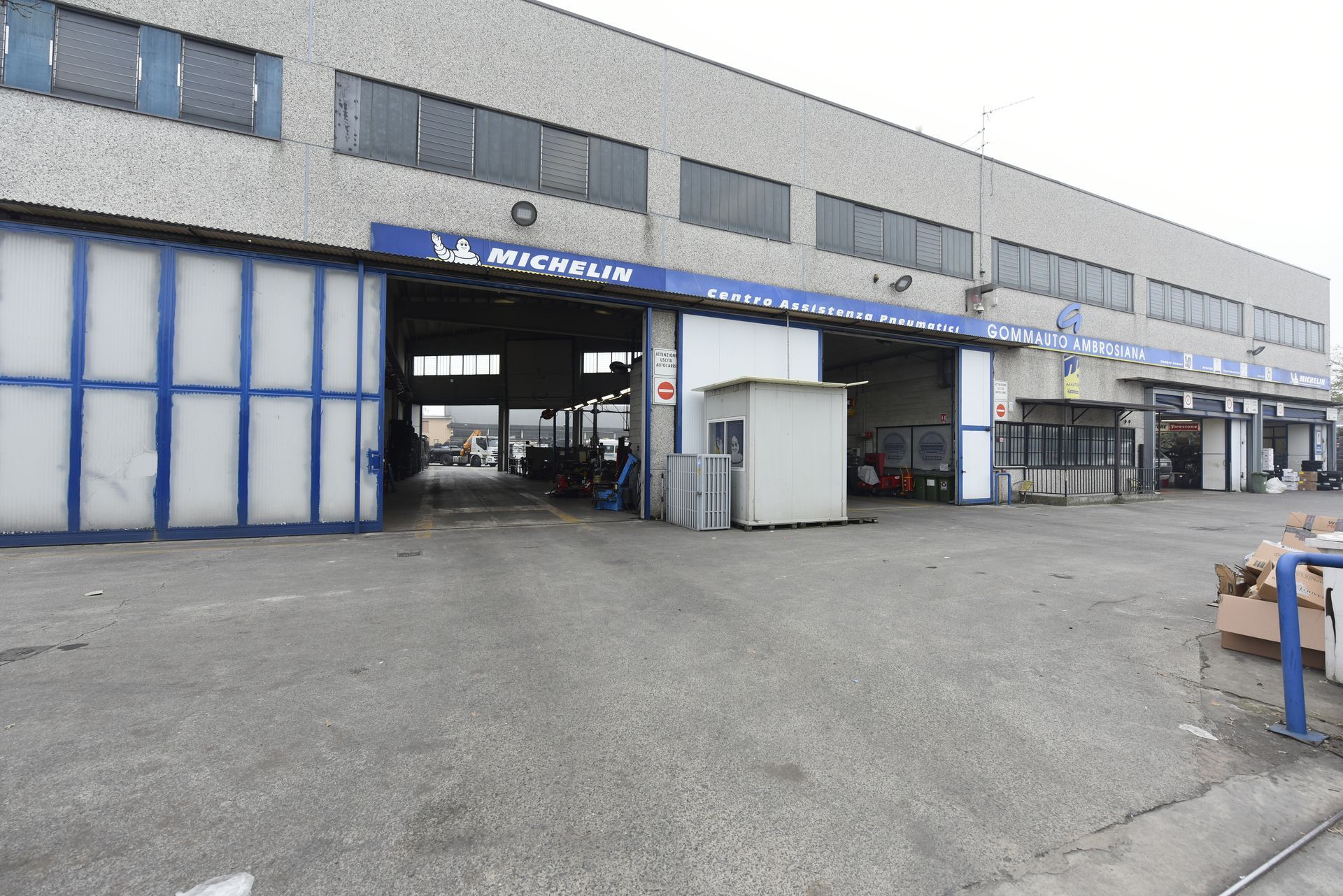 Esterno di un edificio commerciale
