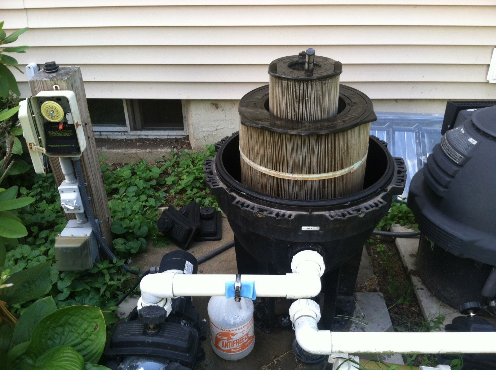 Dirty Pool Filter — Norwalk, CT — Rave Pools
