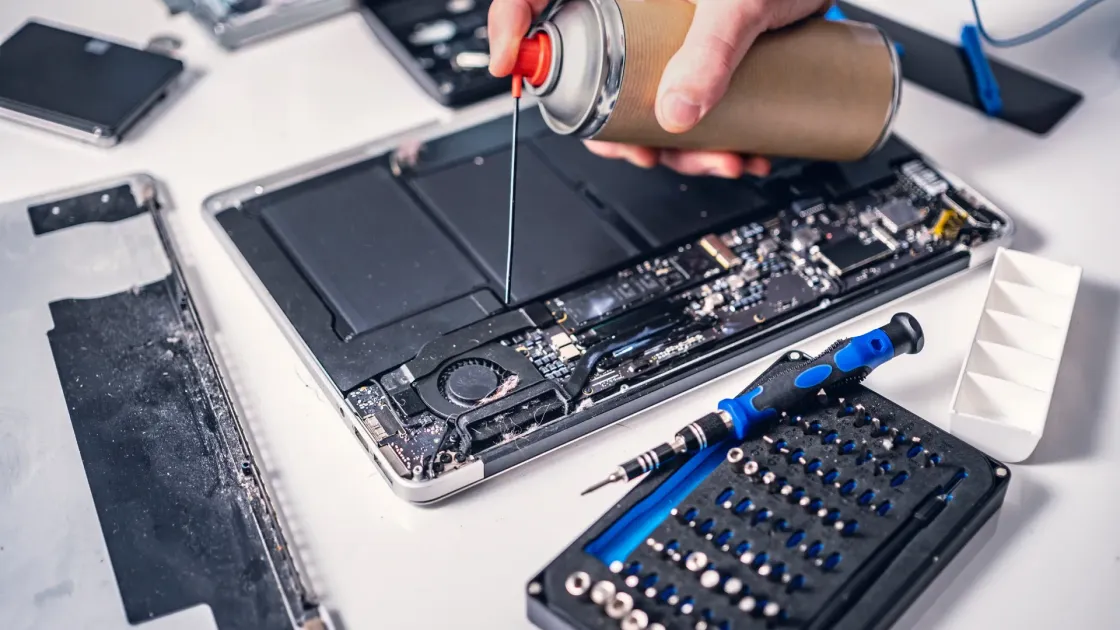 Computer hardware repair. Software troubleshooting. On-site support.