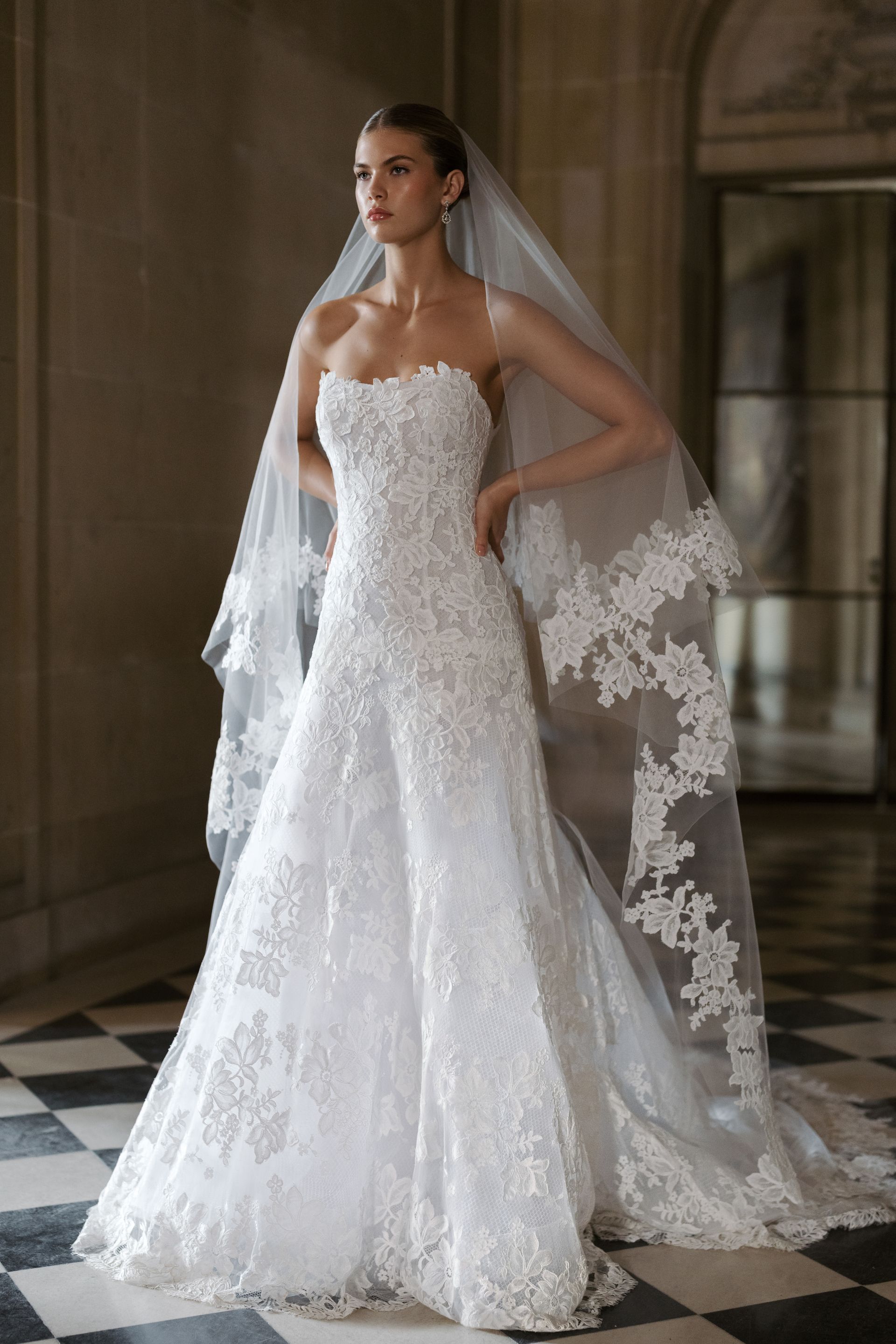 Anne Barge's wedding gowns