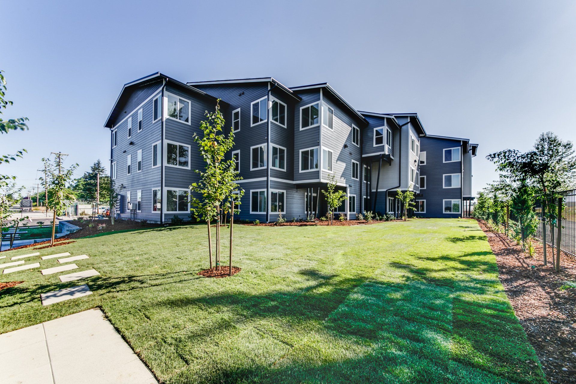 Paddington Place Apartments, Tacoma, Washington - Modern / 1, 2, 3 Bedroom 1 Bathroom / Spacious