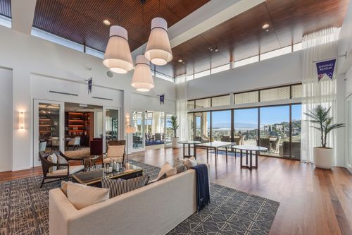 Elegant lounge at Yacht Club village