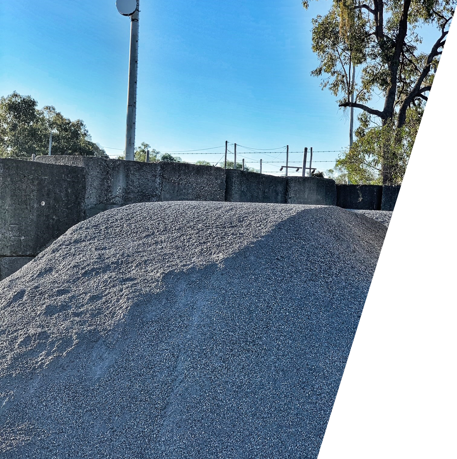 Gravel Cement - Gin Gin, QLD - Ezy Way Skip Bins Gravel Cement - Gin Gin, QLD - Ezy Way Skip Bins