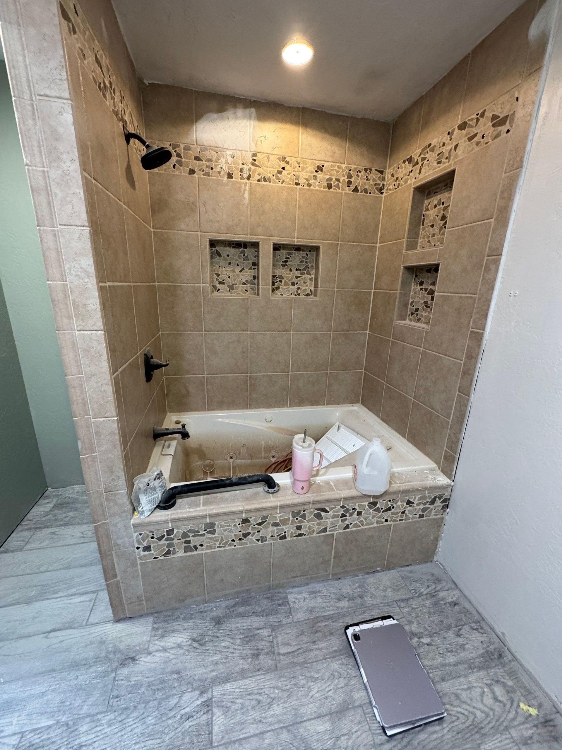 Bathroom before remodeling