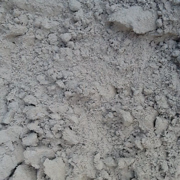 Brickies Loam
