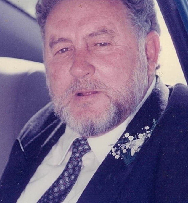 Victor Rullis Logo