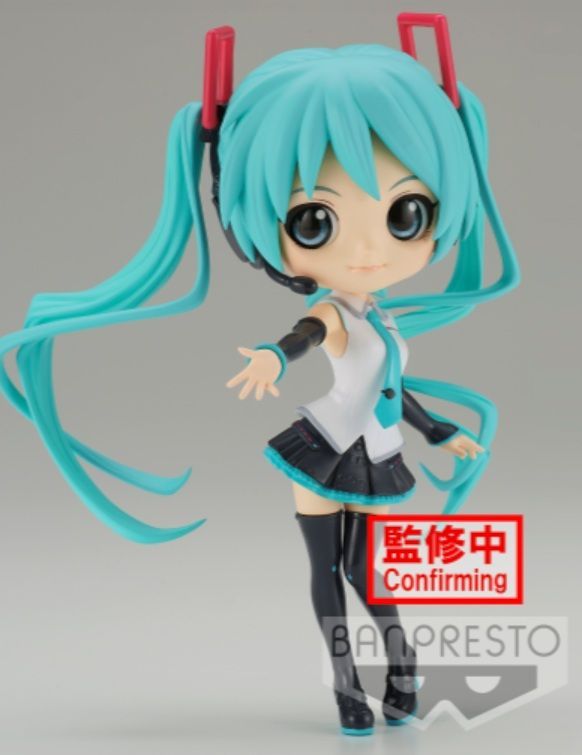 Hatsune Miku Q Posket V4X Stijl 14cm