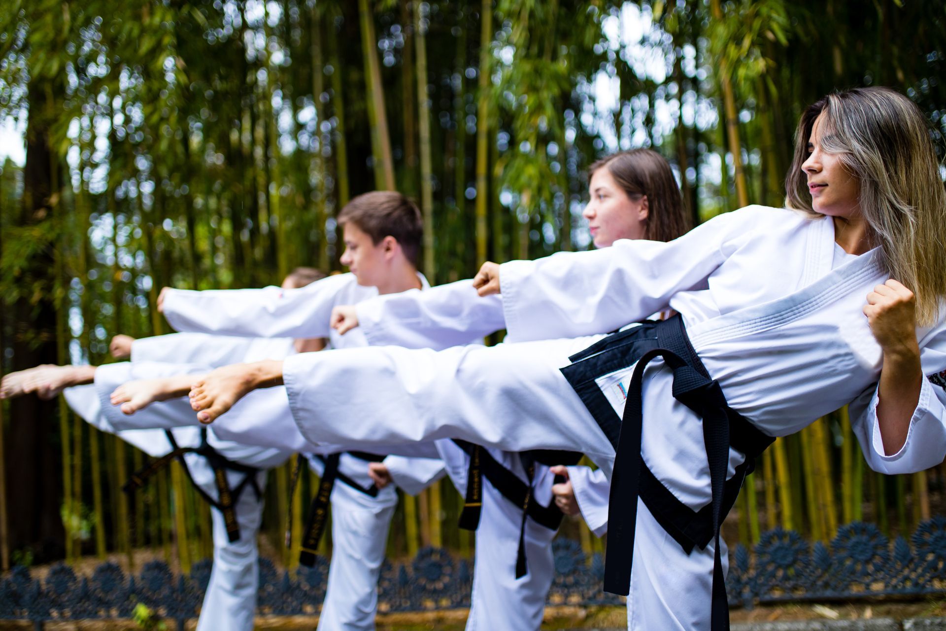 students-stick-or-learning-martial-arts-in-dojo-f-2026-01-09-10-17-48-utc.jpg