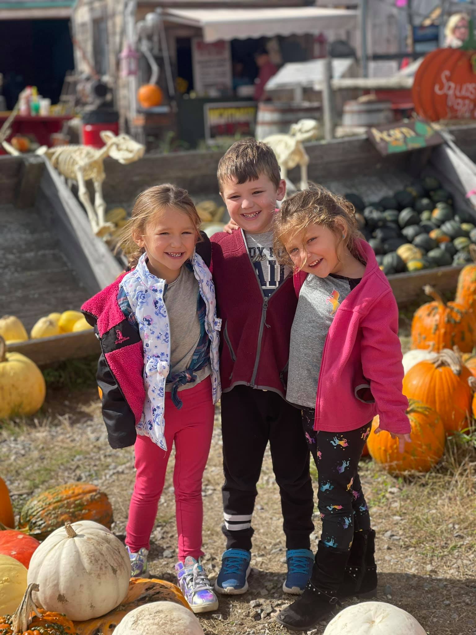 children in the farm