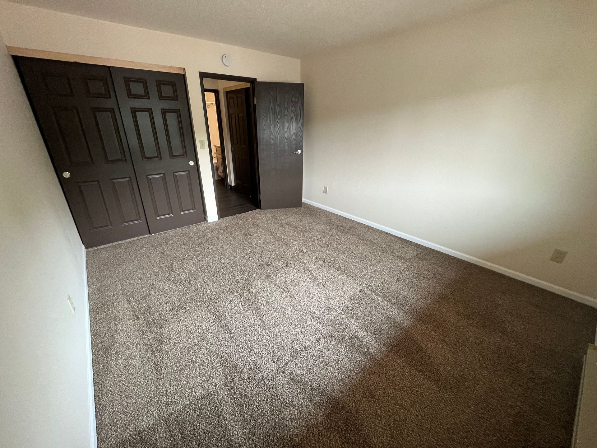 Properties Oliver Management Services in Duluth, MN