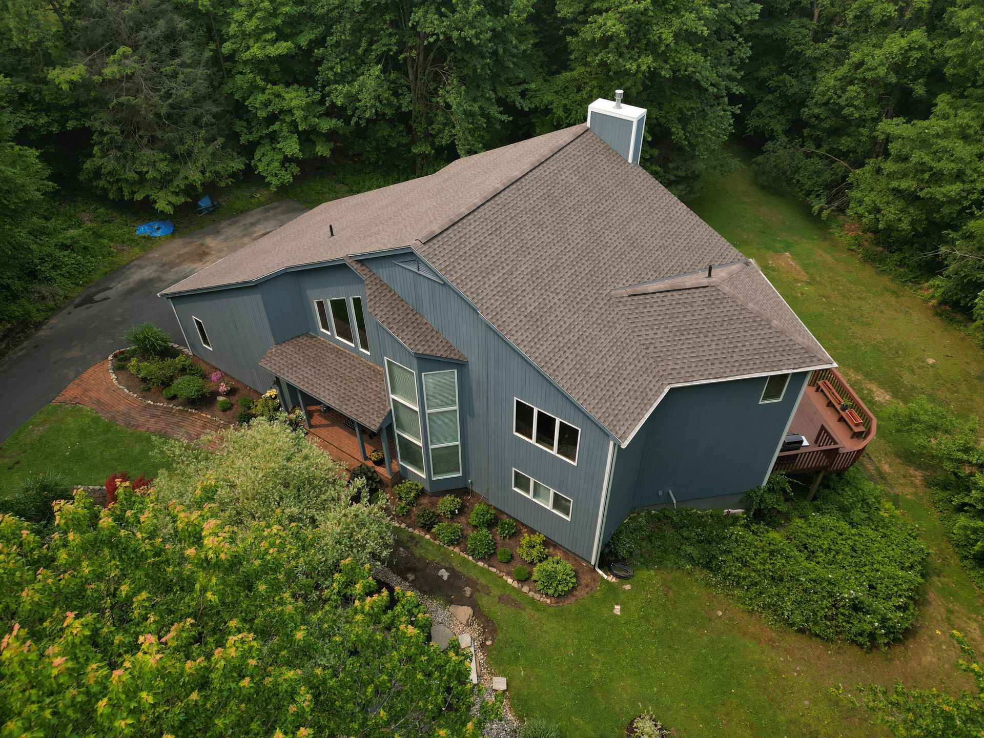 Connecticut Roofing Solutions team at work