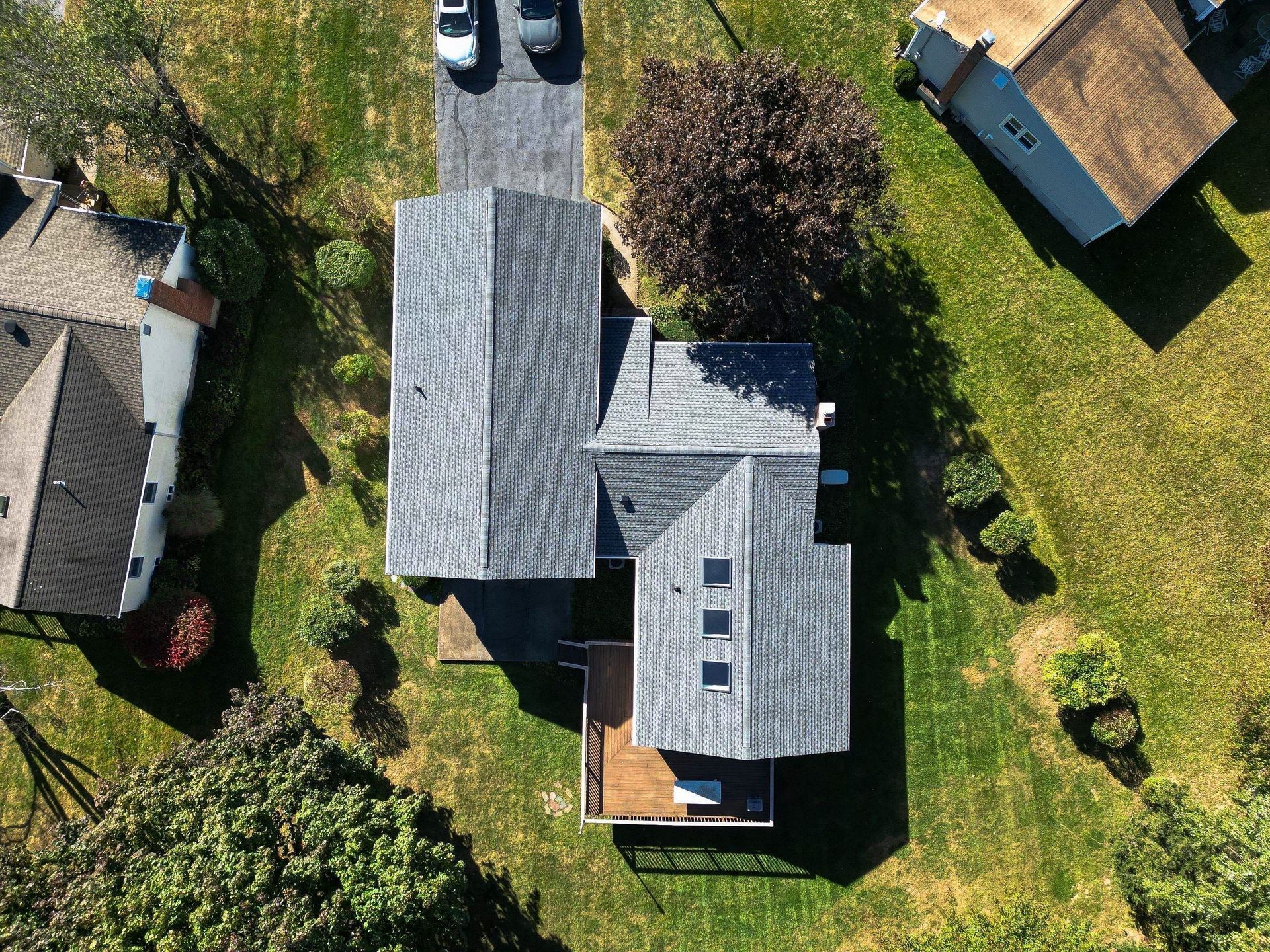 Asphalt Shingle Roof Installation Contractor in Newington, Residential Roof Replacement and Installation in West Hartford, Connecticut Roofing Solutions