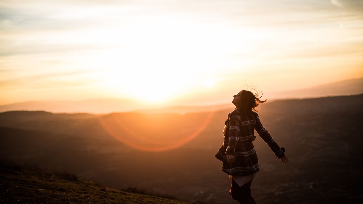 Why Success Feels Empty: The Difference Between Outer Achievement and Inner Peace