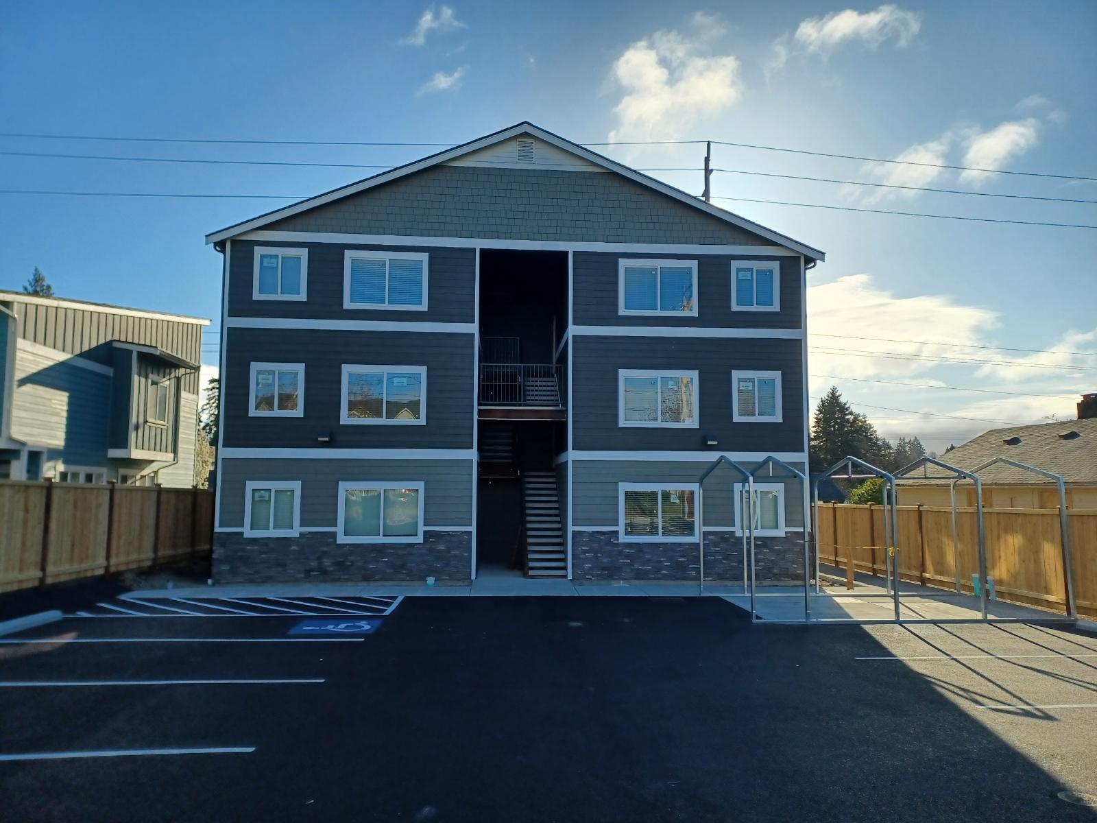 Junett Townhomes