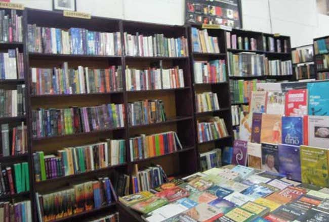 LIBRERÍA UNIVERSAL DE ZACATECAS 